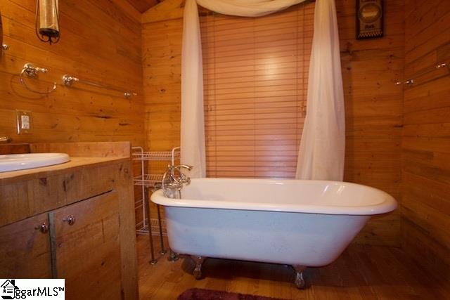 151 Connelly Road Marietta, SC 29661 - Photo 7 of 26 Gallery Image 7