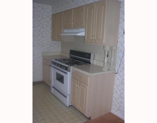 2371 Brodhead Road Aliquippa, PA 15001 - Photo 4 of 18 Kitchen.
