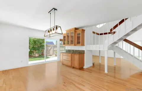 $1,395,000 | 7573 Delgado Place, Carlsbad, CA 92009