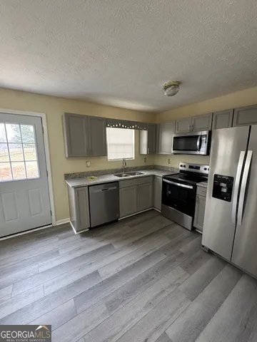 $2,000 | 253 Whistle Way, Locust Grove, GA 30248