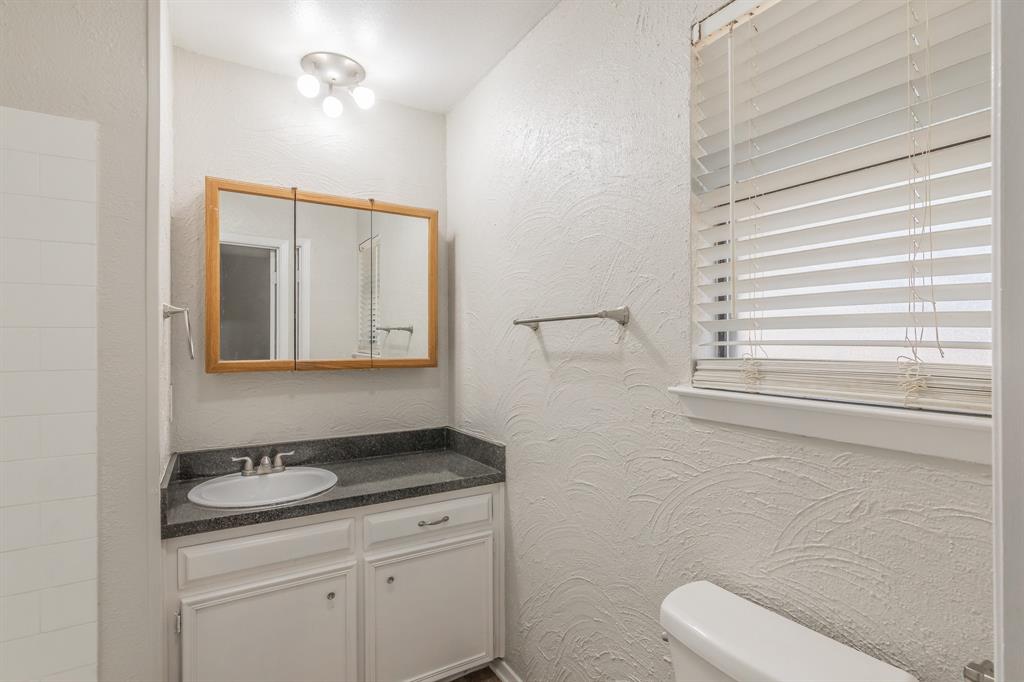 1517 Raintree Lane Cleburne, TX 76033 - Photo 18 of 31 Gallery Image 18