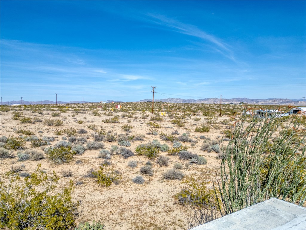 66270 Saturn Road Joshua Tree, CA 92252 - Photo 65 of 75