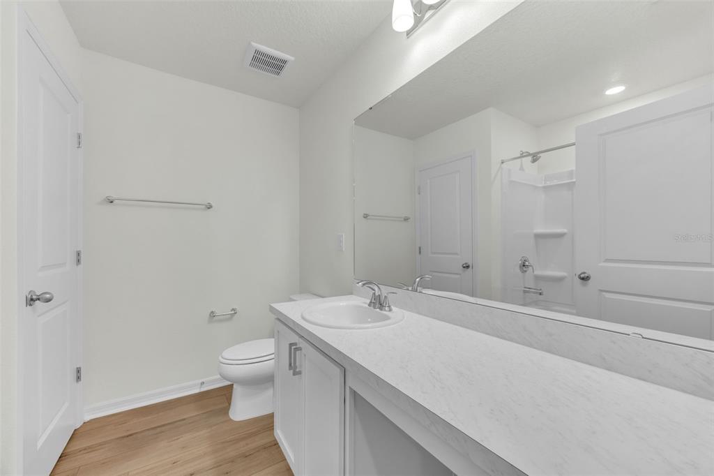 9267 Sandy Bluffs Circle Palmetto, FL 34221 - Photo 13 of 26