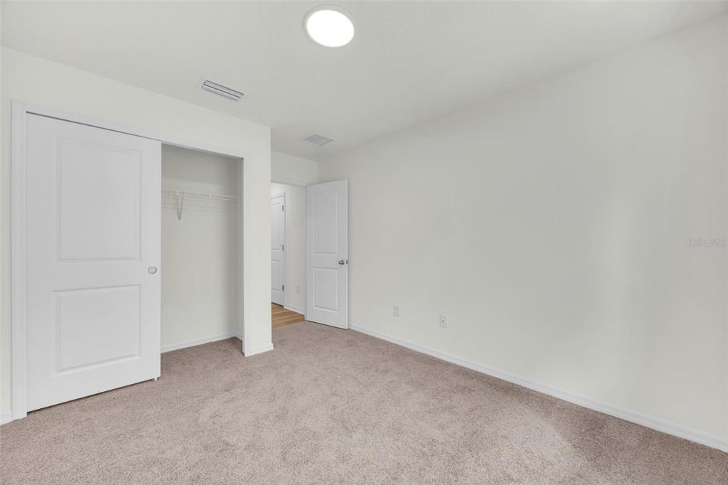 9267 Sandy Bluffs Circle Palmetto, FL 34221 - Photo 19 of 26