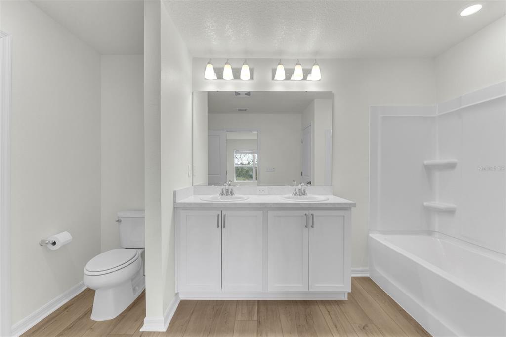 9267 Sandy Bluffs Circle Palmetto, FL 34221 - Photo 8 of 26