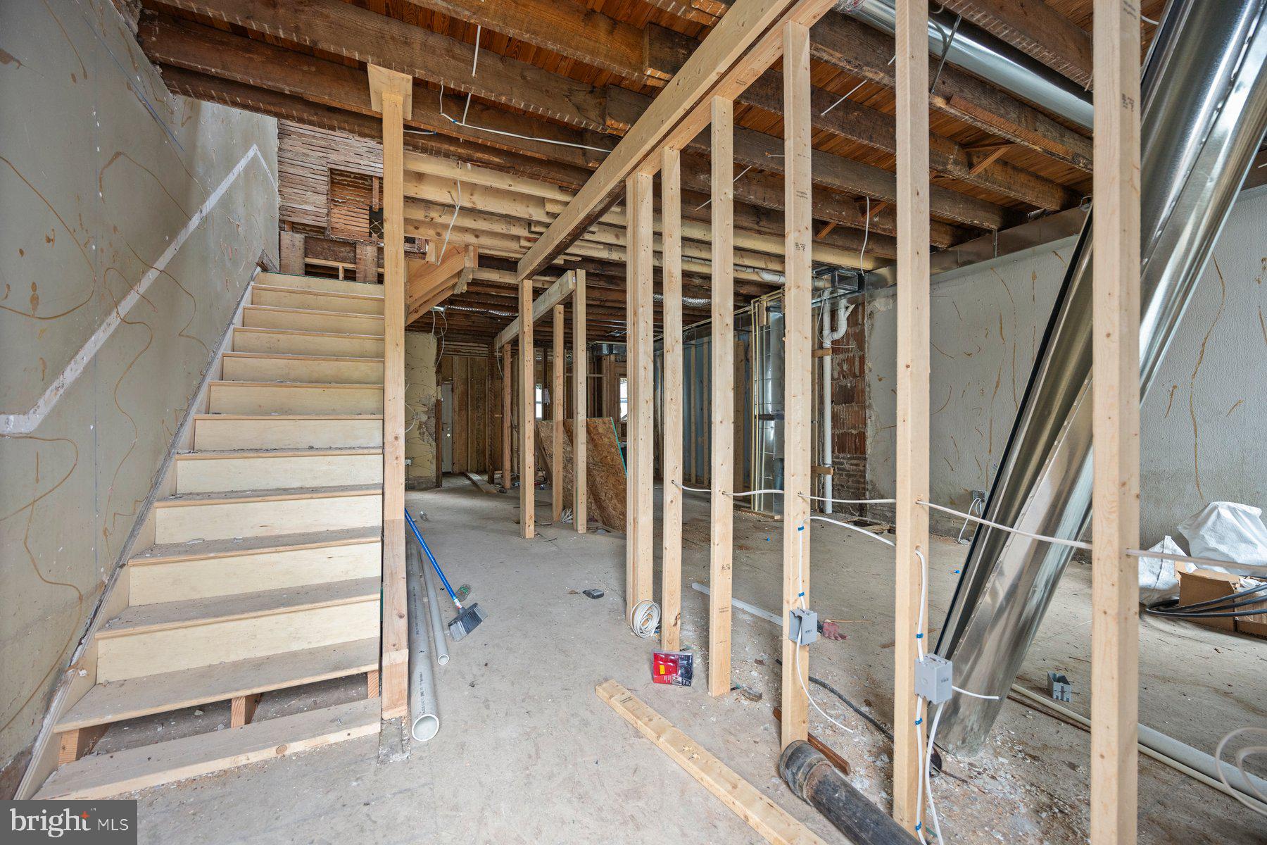 2906 Violet Avenue Baltimore, MD 21215 - Photo 2 of 30 a view of entryway