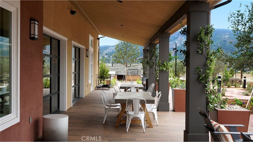 2027 Pyrenes Place Santa Paula, CA 93060 - Photo 4 of 7