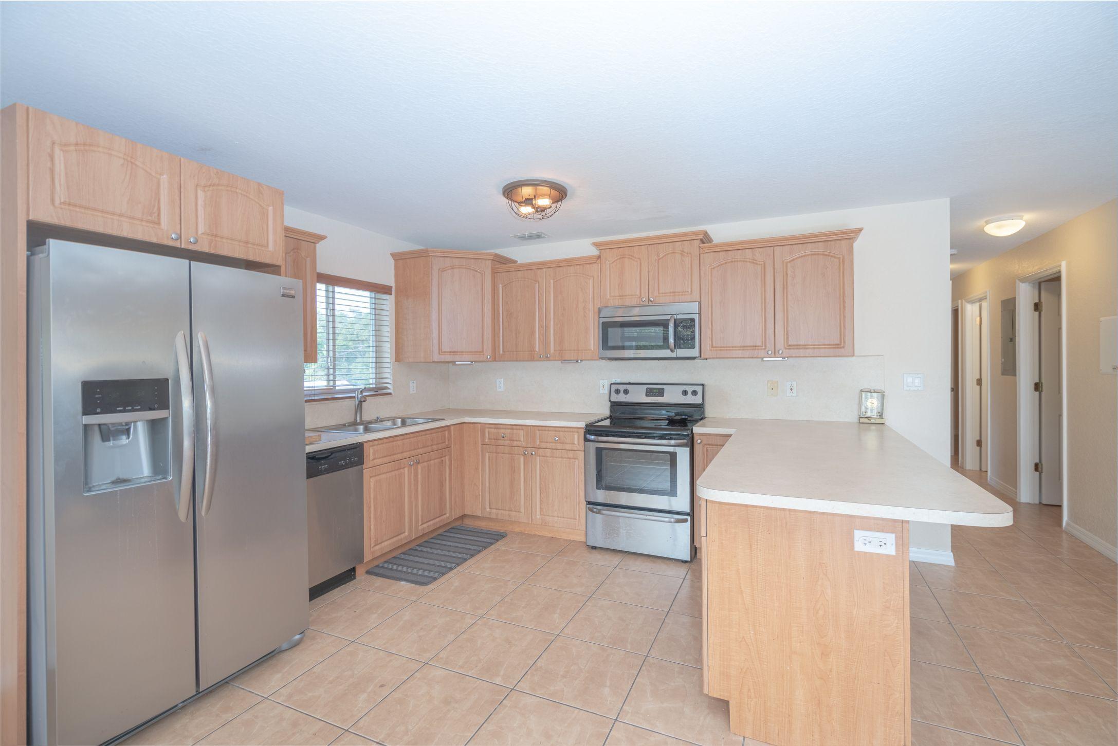 20 North End Road Key Largo, FL 33037 - Photo 13 of 23 kitchen