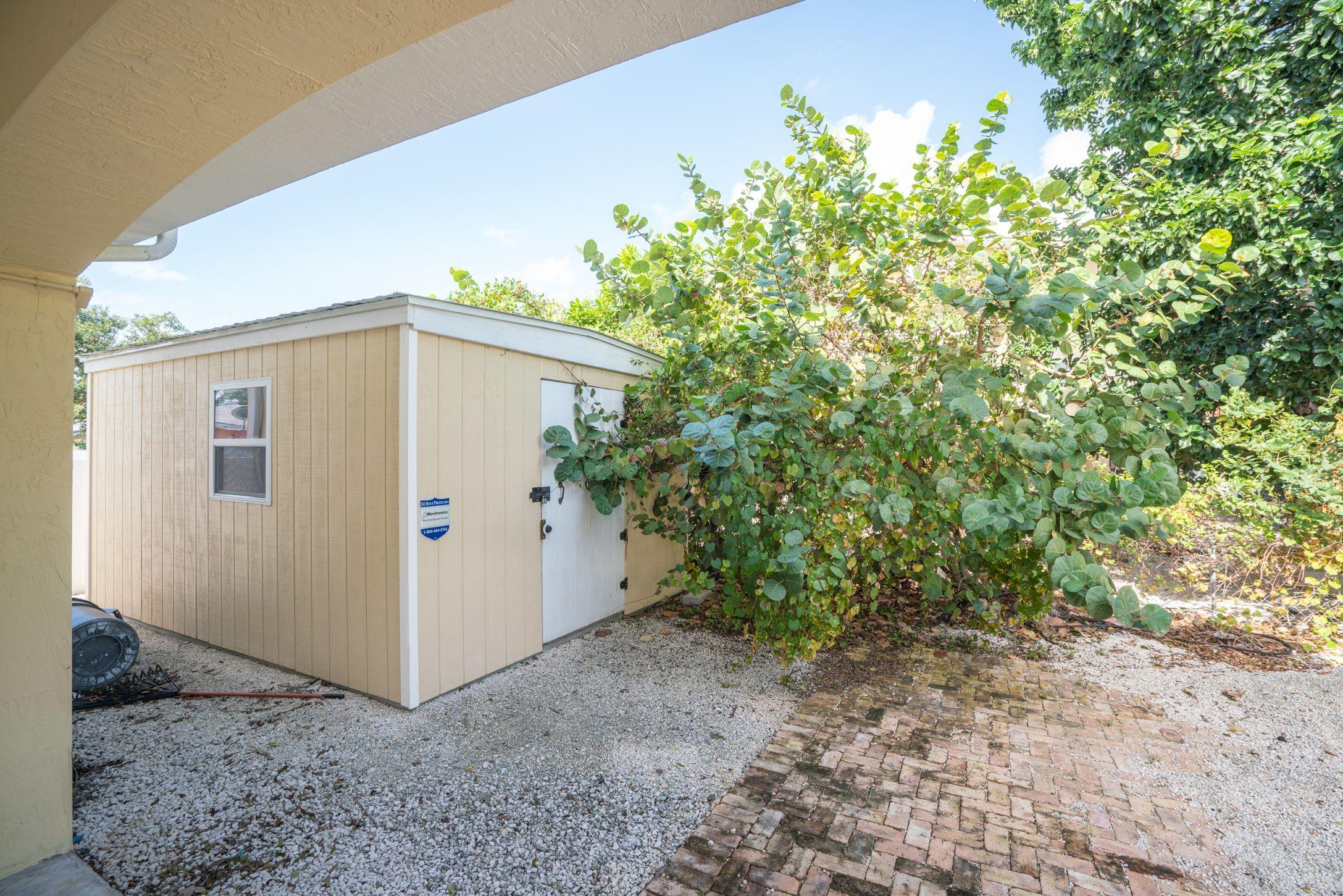 Shed