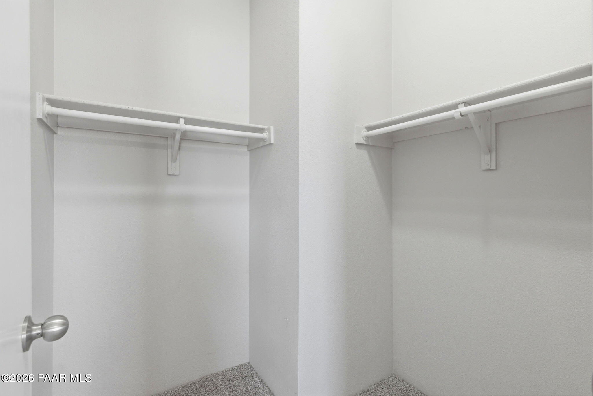 10397 East Durham Road Dewey, AZ 86327 - Photo 22 of 40 a view of walk in closet