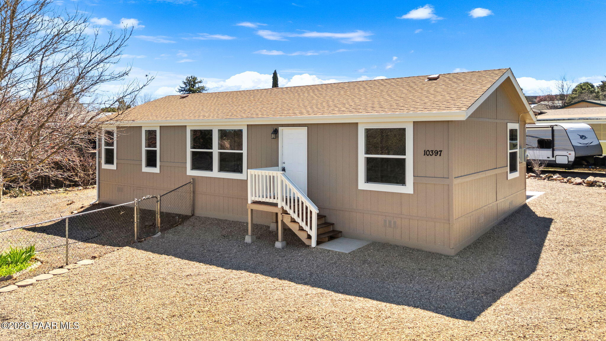 10397 East Durham Road Dewey, AZ 86327 - Photo 4 of 40 a view of a house with backyard and sitting area