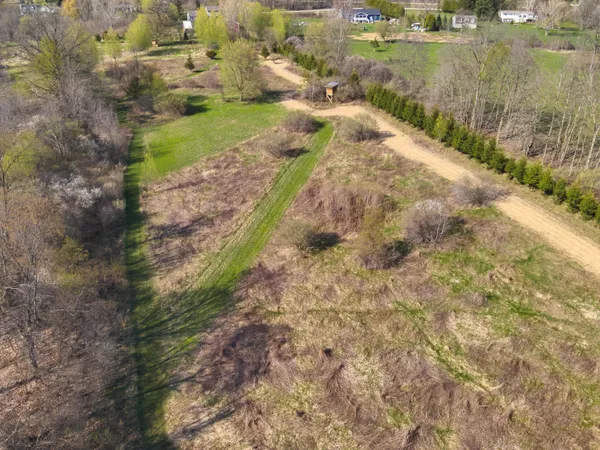 $962,500 | 5785 Layton Road, Fowlerville, MI 48836
