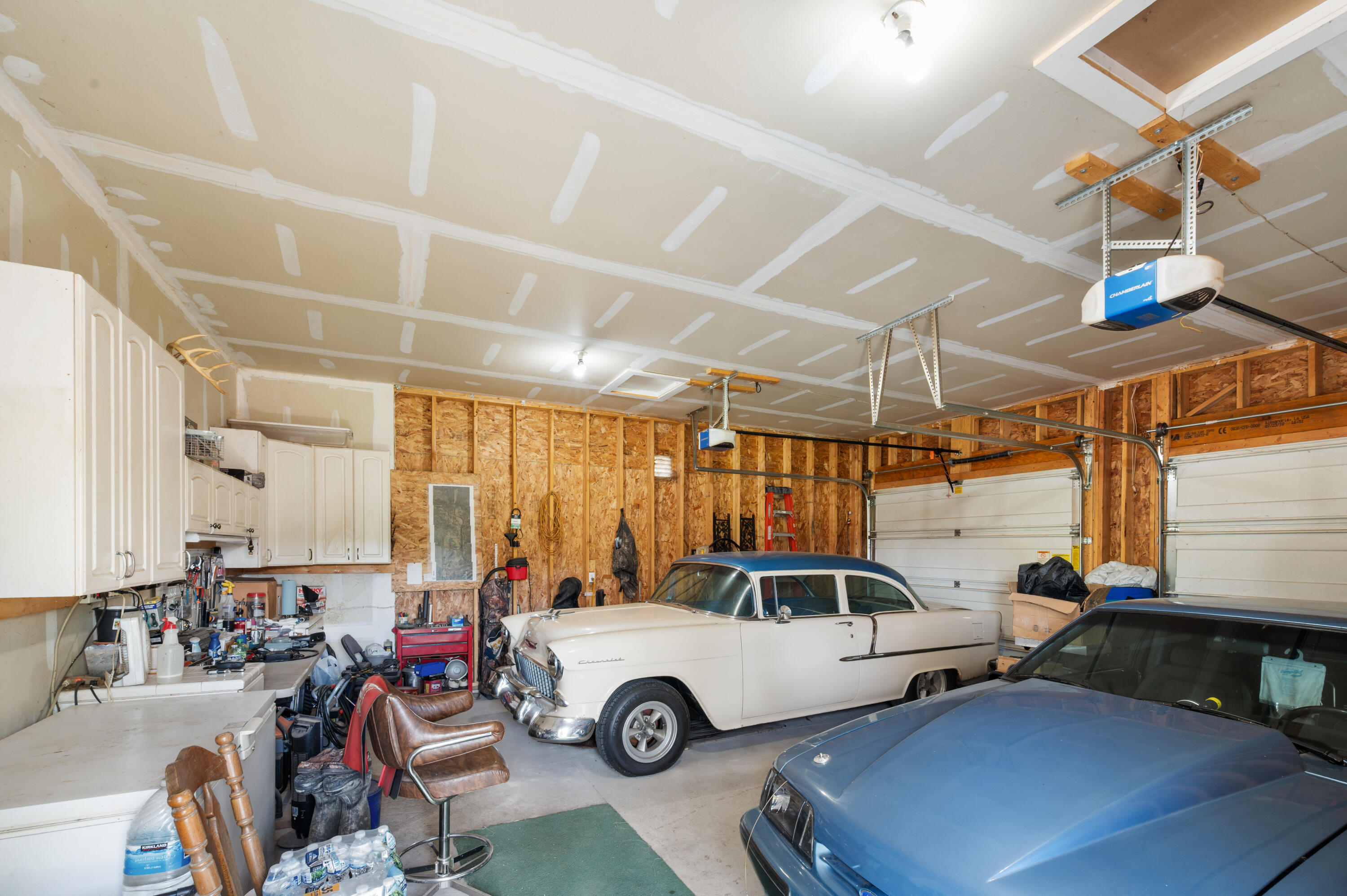 5785 Layton Road Fowlerville, MI 48836 - Photo 5 of 69 Attached Garage