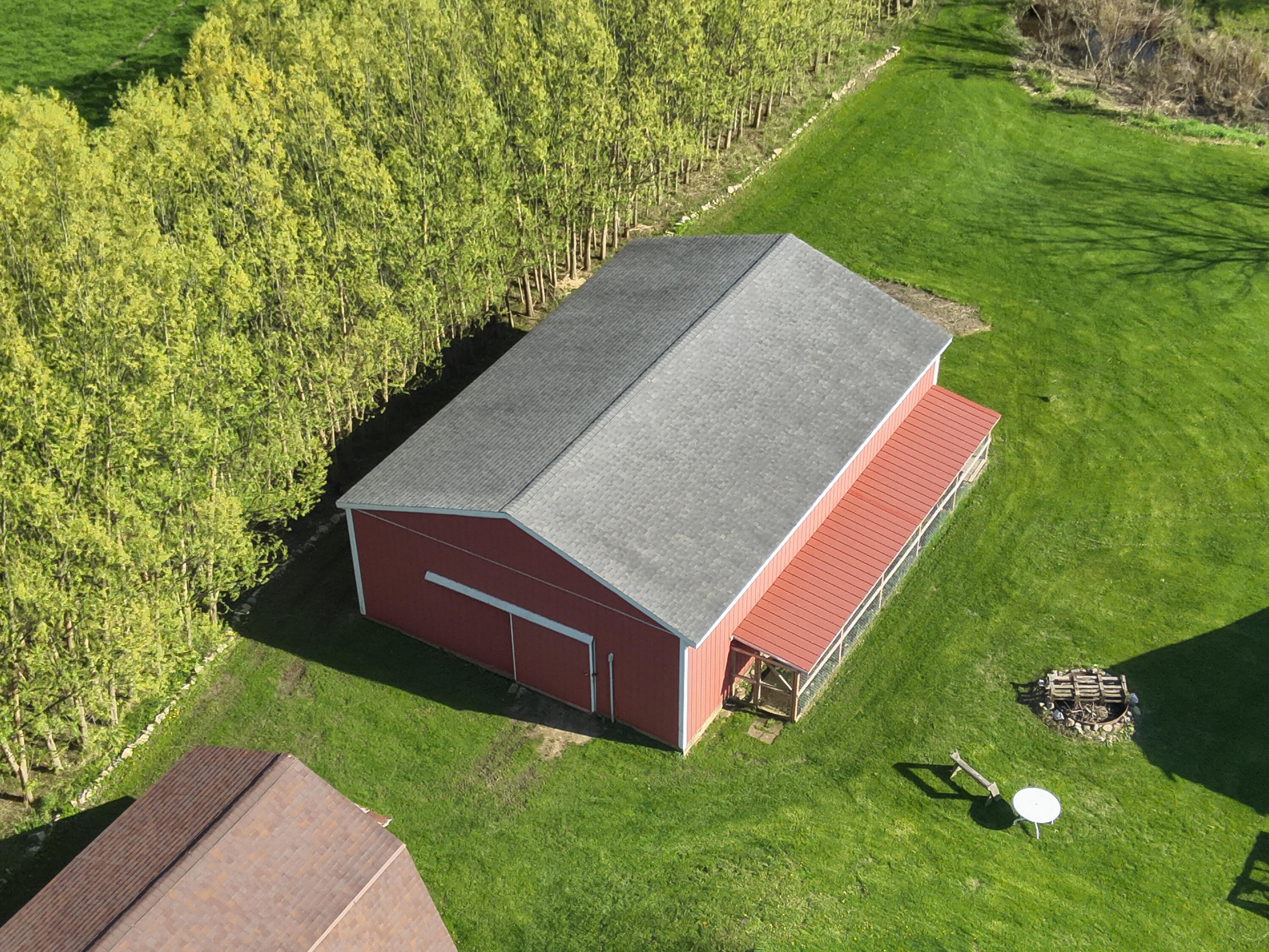 5785 Layton Road Fowlerville, MI 48836 - Photo 55 of 69 DJI_20260423055634_0032_V