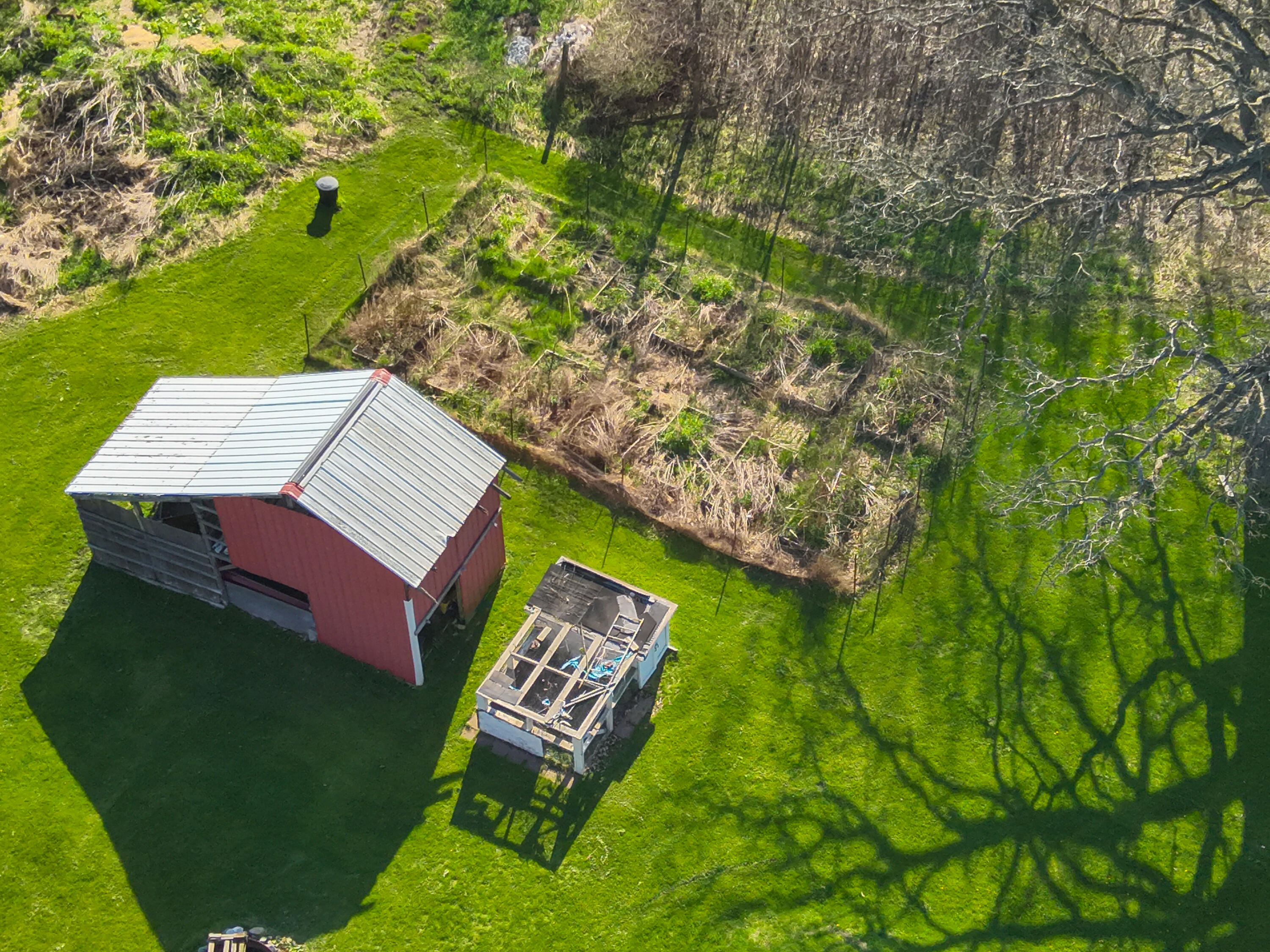 5785 Layton Road Fowlerville, MI 48836 - Photo 56 of 69 DJI_20260423055700_0033_V