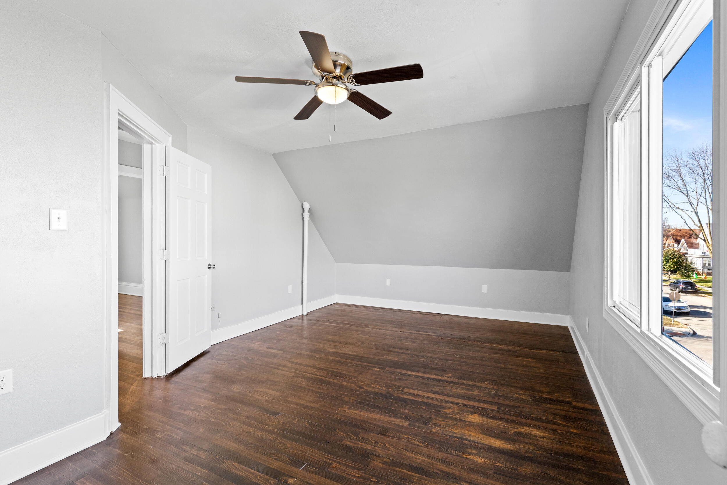 5529 West Rogers Street West Allis, WI 53219 - Photo 13 of 30 berdroom 8