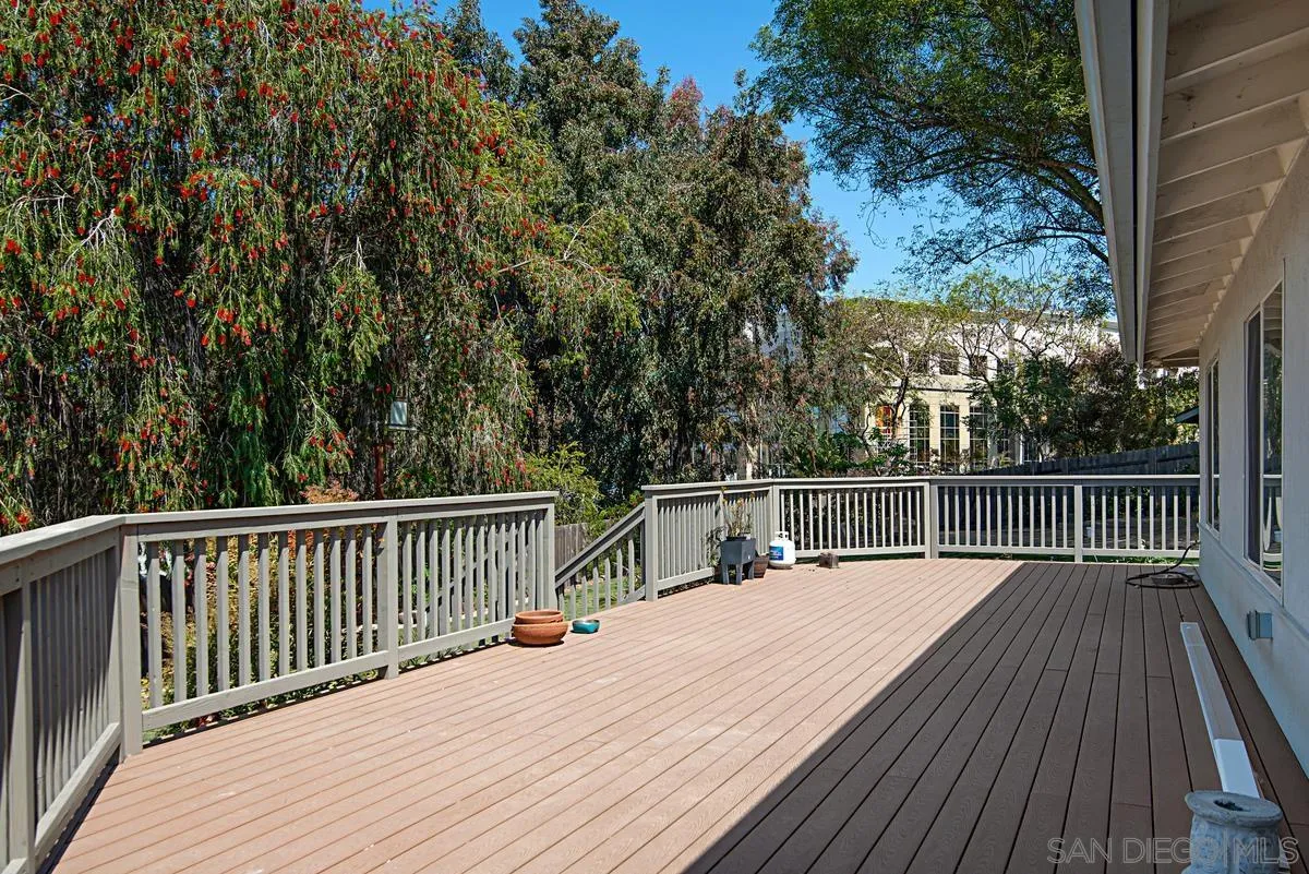 759 Via Flora Road San Marcos, CA 92069 - Photo 4 of 31 Gallery Image 4