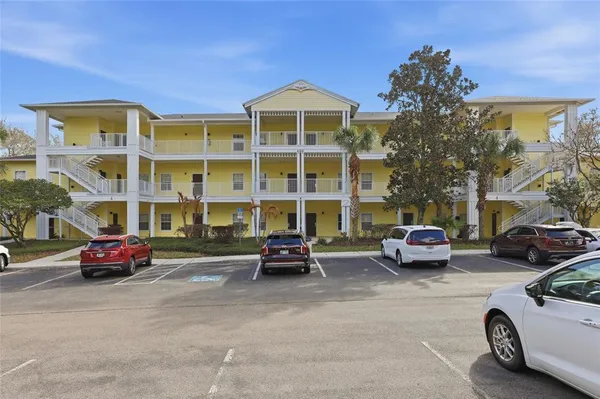 a car parked in front of a building
