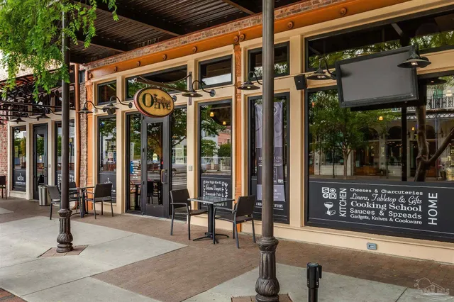 $349,500 | 613 East Romana Street, Pensacola, FL 32502