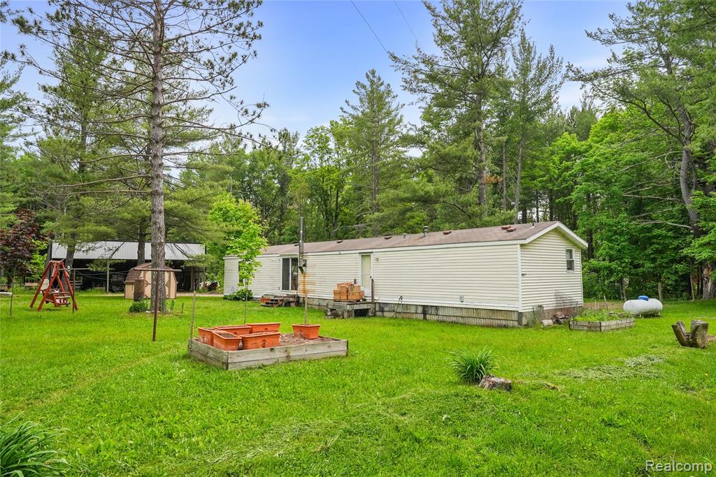 8875 North Lakola Road Tustin, MI 49688 - Photo 70 of 98 Gallery Image 70