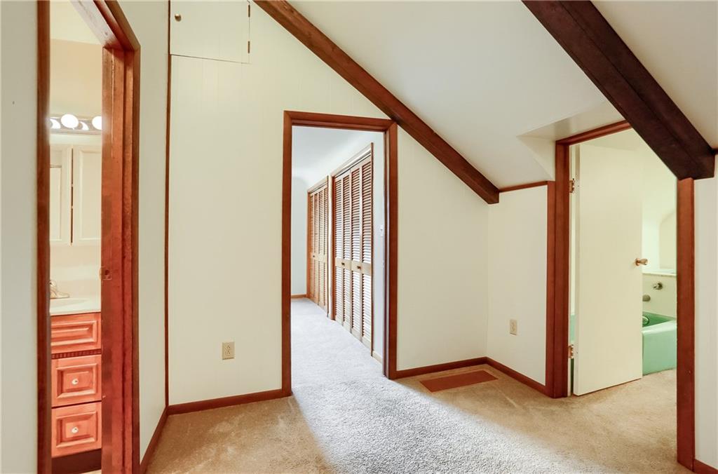 108 Siebert Road Pittsburgh, PA 15237 - Photo 16 of 25