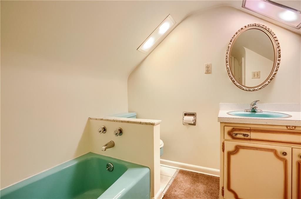108 Siebert Road Pittsburgh, PA 15237 - Photo 19 of 25