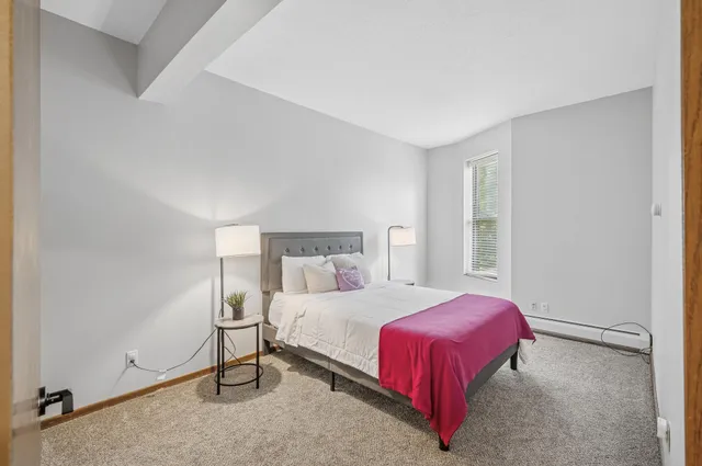 $85,990 | 1811 Elliot Avenue, Unit 2, Minneapolis, MN 55404