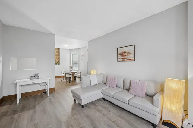 $85,990 | 1811 Elliot Avenue, Unit 2, Minneapolis, MN 55404