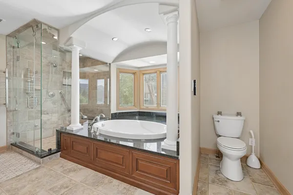 $869,900 | 16762 Deer Path Drive, Homer Glen, IL 60491