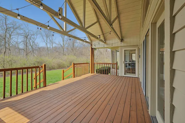 $869,900 | 16762 Deer Path Drive, Homer Glen, IL 60491