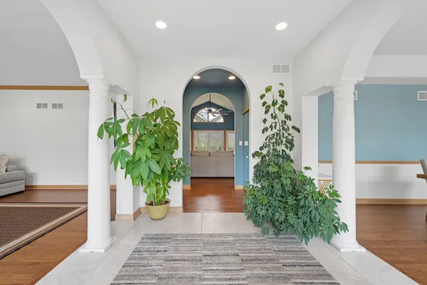 $869,900 | 16762 Deer Path Drive, Homer Glen, IL 60491