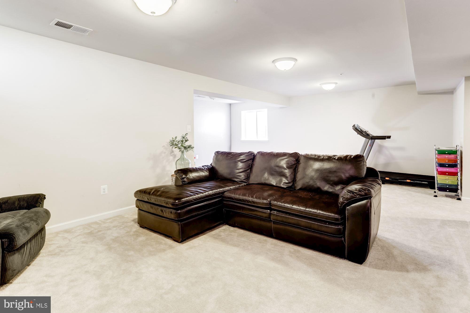 2112 Artillery Road Frederick, MD 21702 - Photo 37 of 47 Gallery Image 37