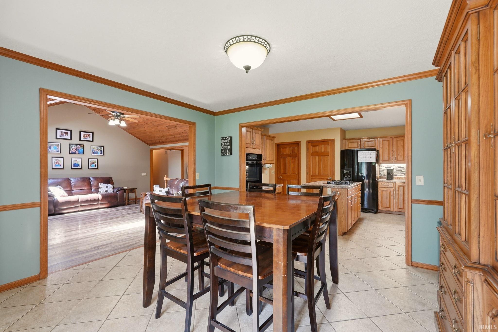 12706 Leo Road Fort Wayne, IN 46845 - Photo 13 of 44