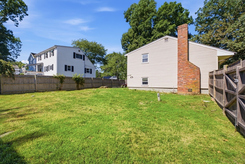 47 West Shore Road Holbrook, MA 02343 - Photo 26 of 30 Gallery Image 26
