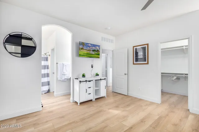 $9,995 | 5260 East Hopi Avenue, Mesa, AZ 85206