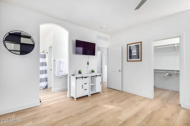 $9,995 | 5260 East Hopi Avenue, Mesa, AZ 85206