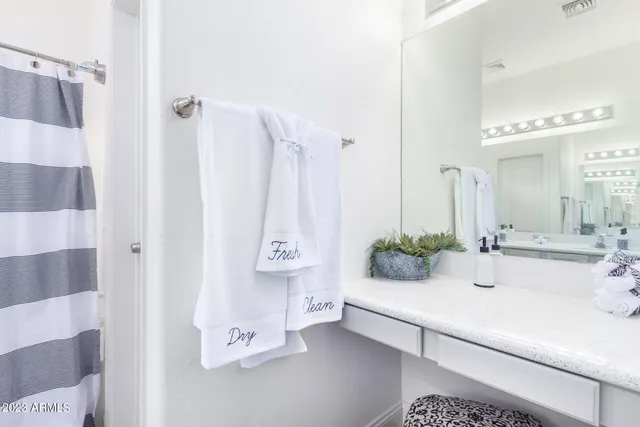 $9,995 | 5260 East Hopi Avenue, Mesa, AZ 85206