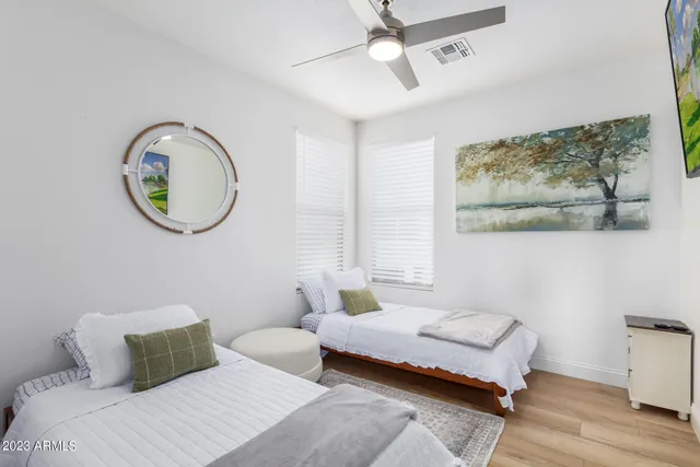 $9,995 | 5260 East Hopi Avenue, Mesa, AZ 85206