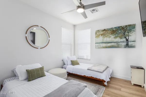 $9,995 | 5260 East Hopi Avenue, Mesa, AZ 85206