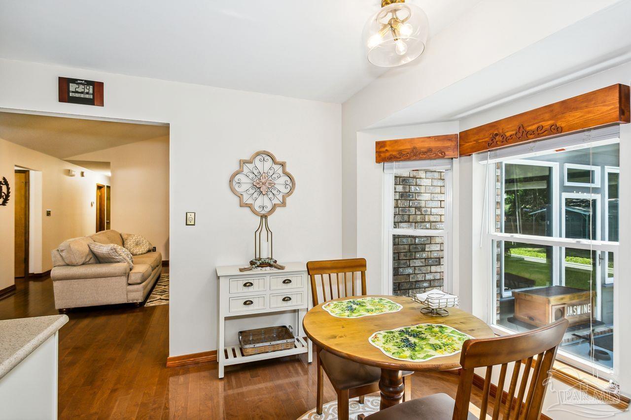 5490 Rowe Trail Pace, FL 32571 - Photo 12 of 47