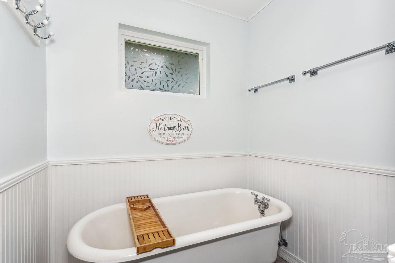 5490 Rowe Trail Pace, FL 32571 - Photo 23 of 47