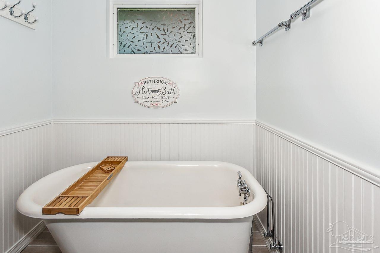 5490 Rowe Trail Pace, FL 32571 - Photo 24 of 47