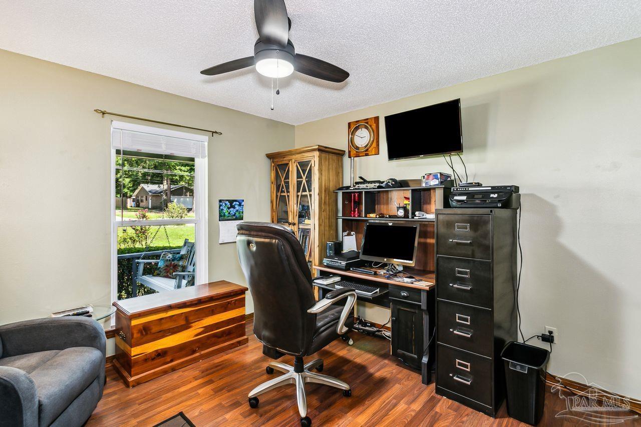 5490 Rowe Trail Pace, FL 32571 - Photo 29 of 47