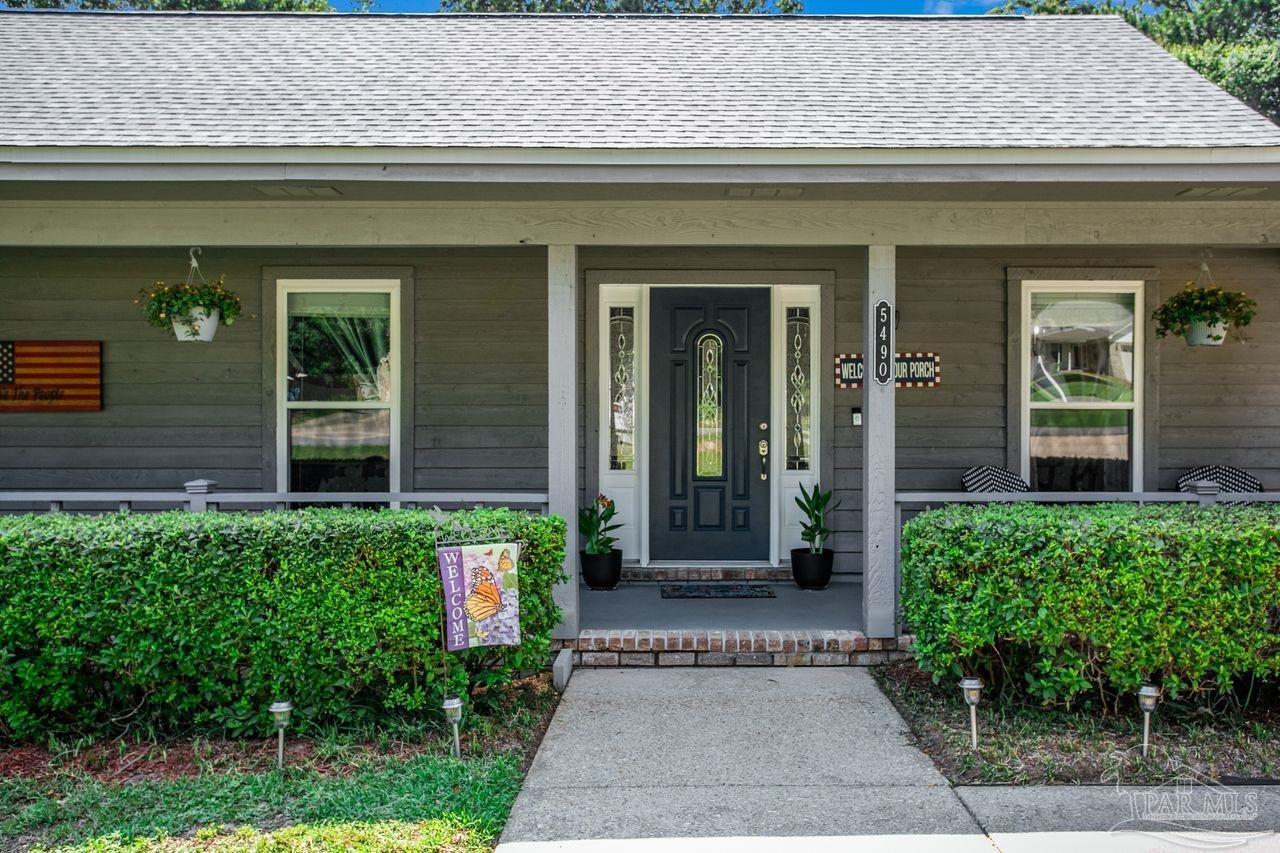 5490 Rowe Trail Pace, FL 32571 - Photo 3 of 47