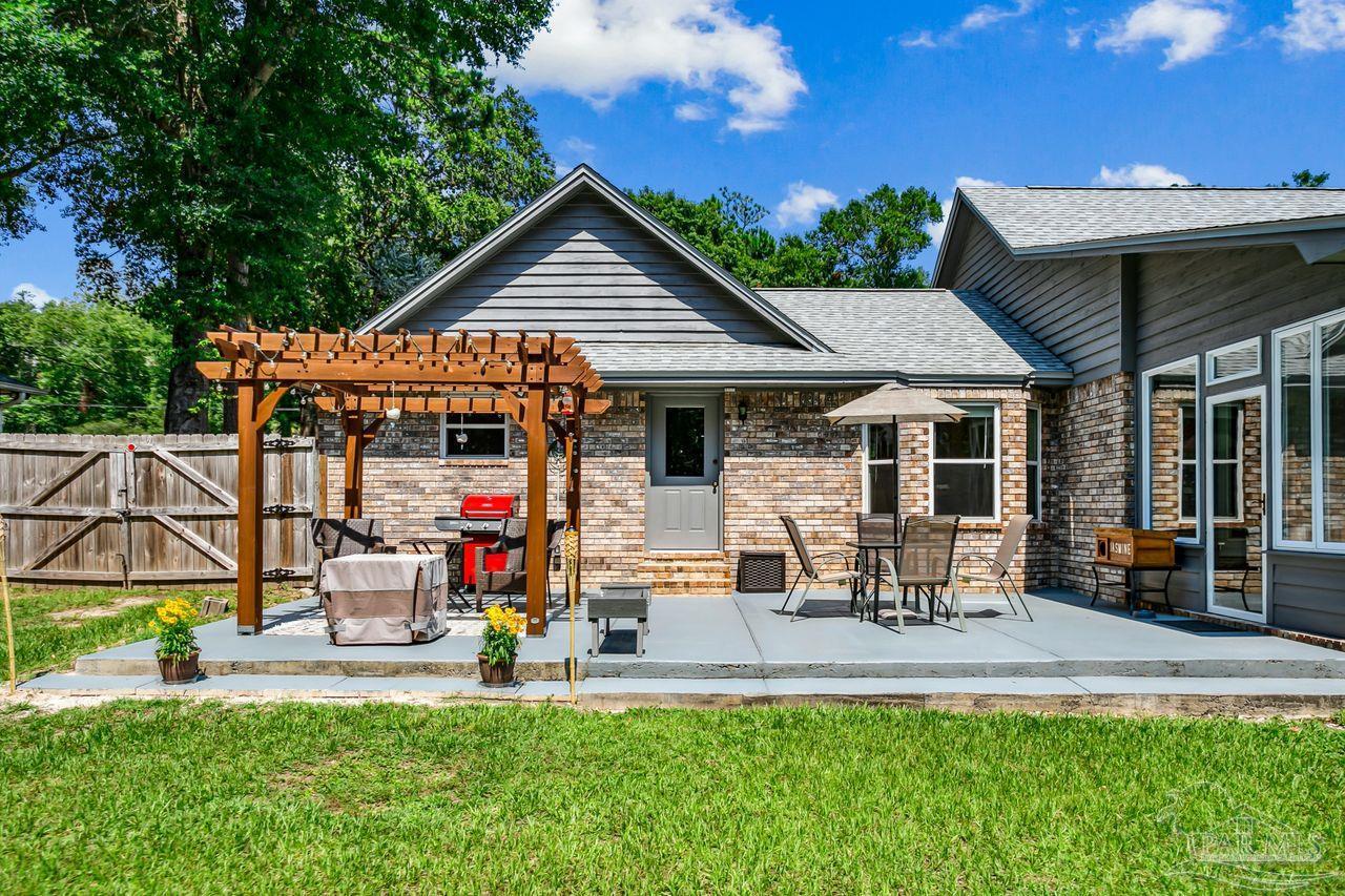 5490 Rowe Trail Pace, FL 32571 - Photo 36 of 47