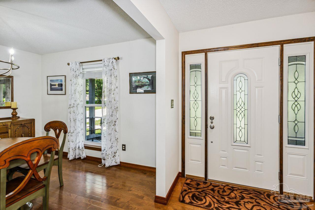 5490 Rowe Trail Pace, FL 32571 - Photo 5 of 47