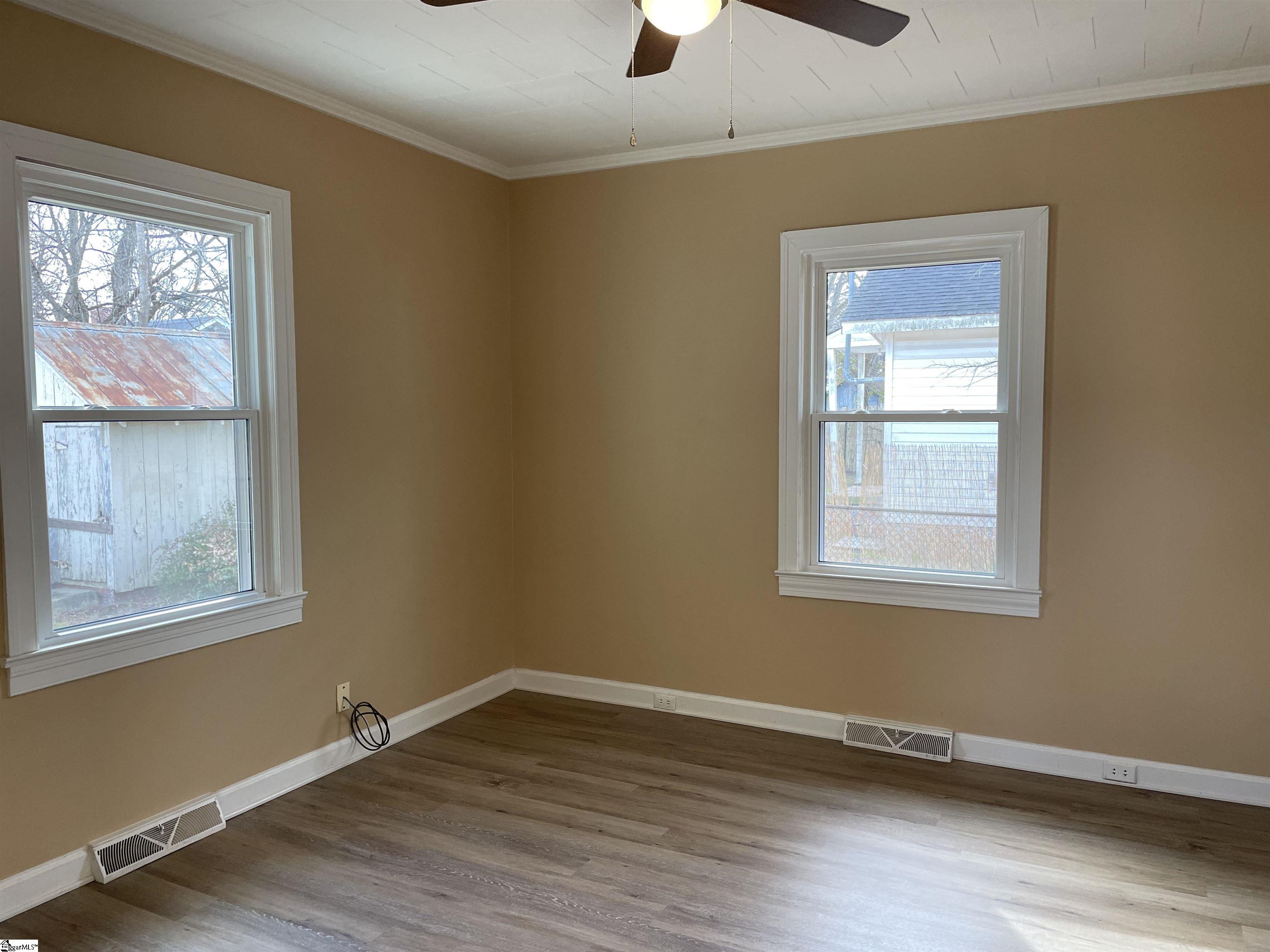 110 Florence Street Clinton, SC 29325 - Photo 13 of 20 Gallery Image 13