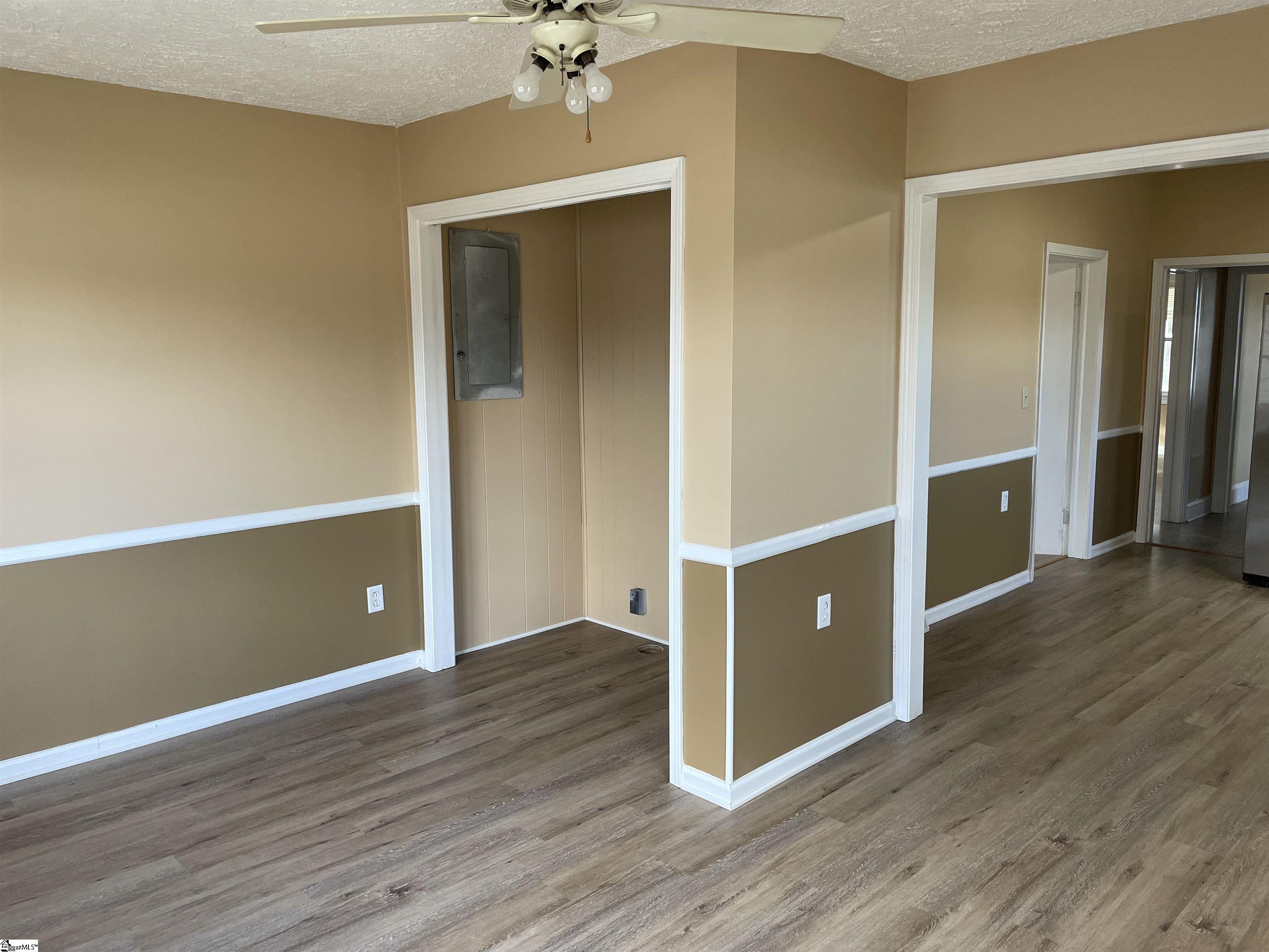 110 Florence Street Clinton, SC 29325 - Photo 7 of 20 Gallery Image 7