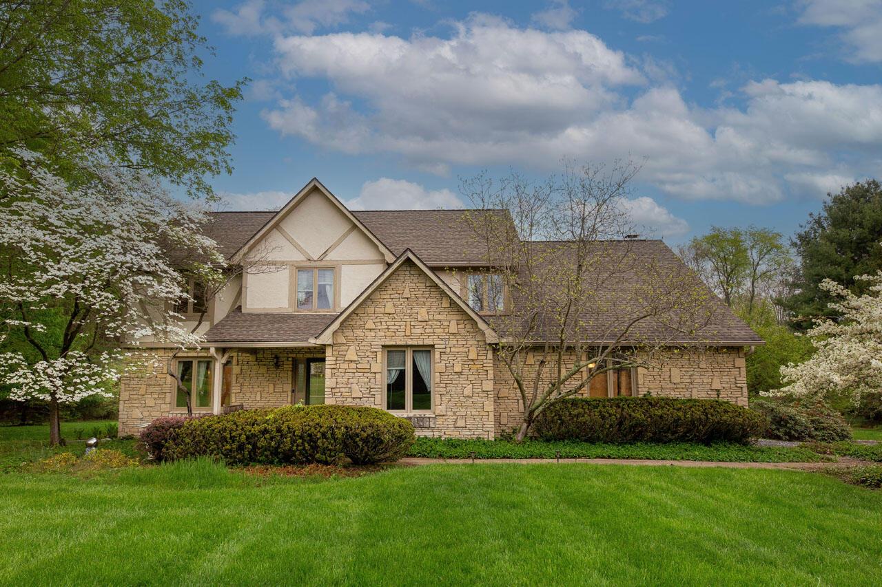 1380 Carriage Rd-6
