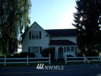 724 South Machias Road Snohomish, WA 98290 - Photo 1 of 1